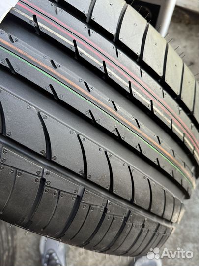 Dunlop SP QuattroMaxx 275/40 R22 108Y