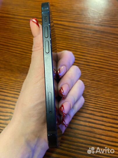 iPhone 12 mini, 64 ГБ