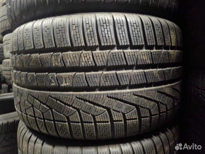 Pirelli Winter Sottozero 240 Serie II 295/35 R19