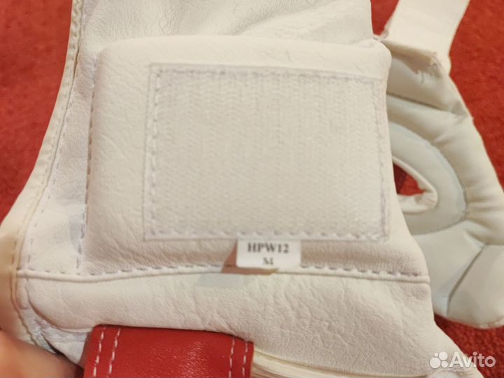 Боксерский шлем, защита, перчатки, лапы