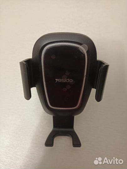 Держатель для телефона в авто