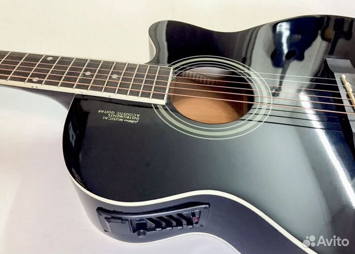 Гитара электроакустическая