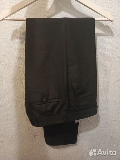 Костюм мужской черный 48