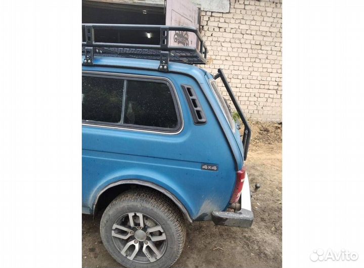 Стойки боковые ветрового окна Niva Нива 2121 2шт