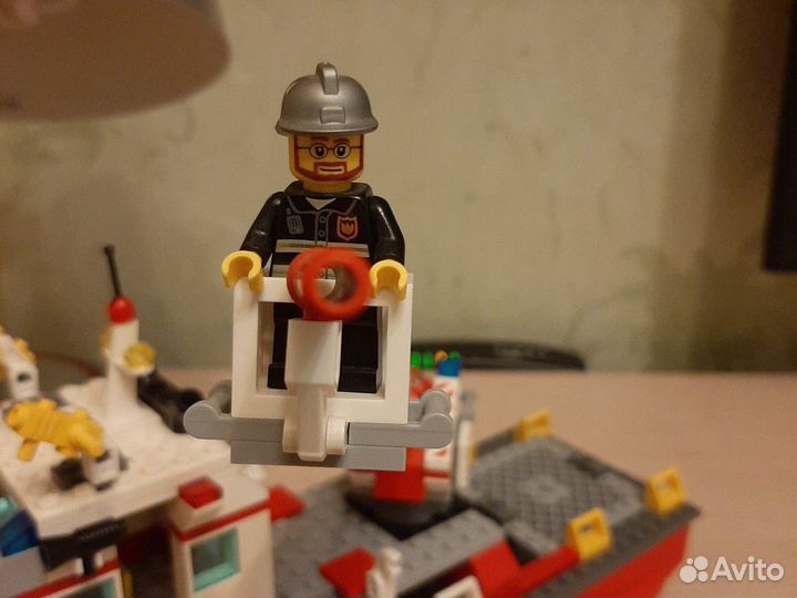 Пожарный корабль Лего 7207