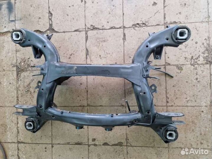 Балка подвески задняя 33316863815 BMW X5 E70 0