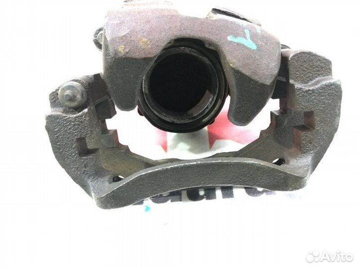 Суппорт передний правый Suzuki Grand Vitara 3TD62V