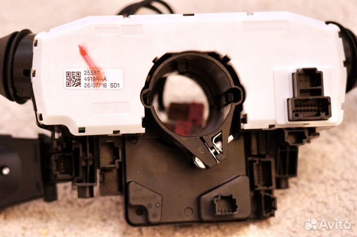 Подрулевой шлейф с переключателями Renault