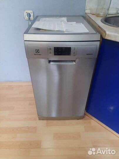 Посудомоечная машина Electrolux 45 см