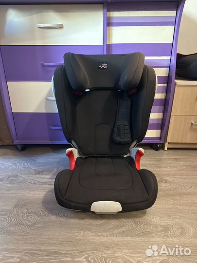 Автокресло britax romer