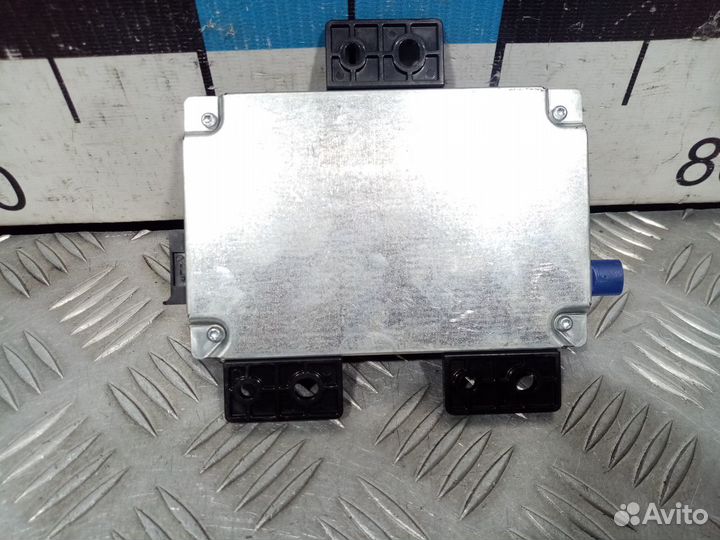 Б/У Блок управления мультимедийным интерфей#001