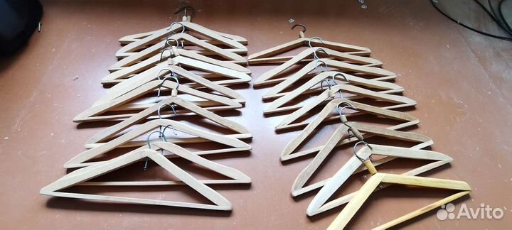 Вешалки плечики деревянные