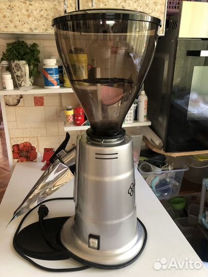 Кофемолка профессиональная жерновая macap MC6