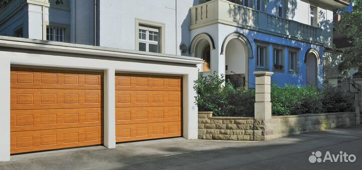 Секционные ворота