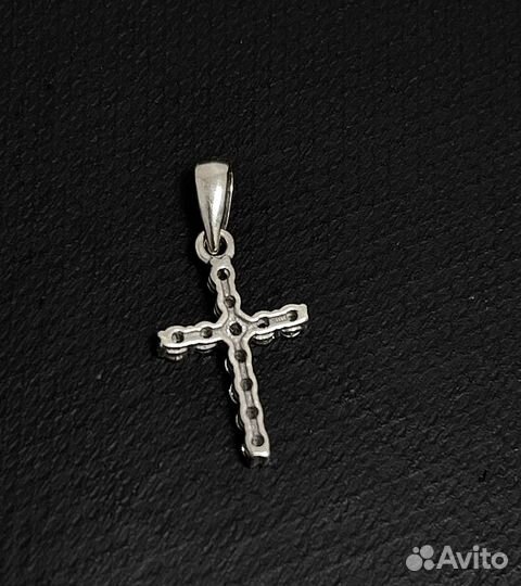 Подвеска из белого золота с бриллиантами