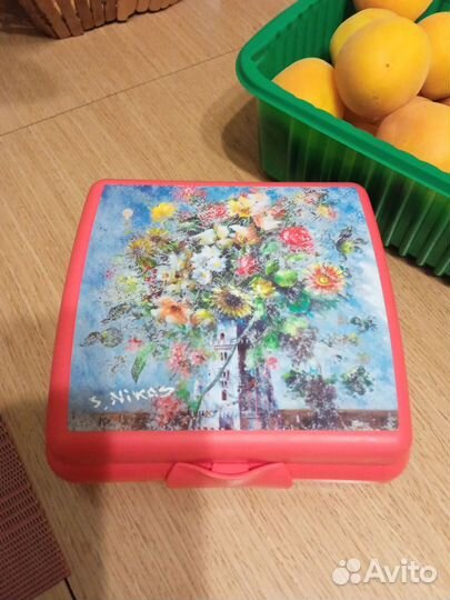 Ланч-бокс Tupperware