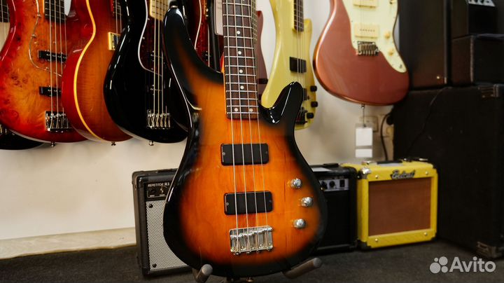 Бас-гитара Mavis Корея