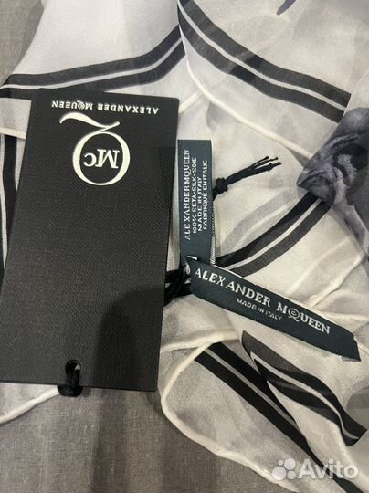 Платок alexander mcqueen