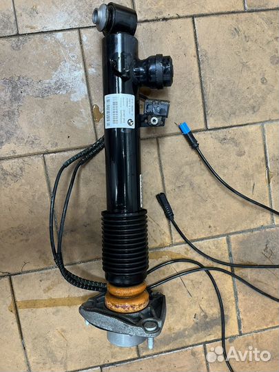 Амортизатор задний BMW X5 X6 F15 F16