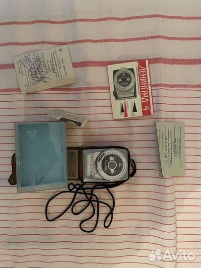 Плёночный фотоаппарат Зенит Е
