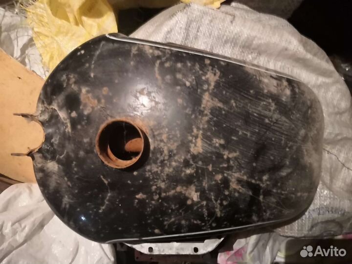 Бензобак ковровец