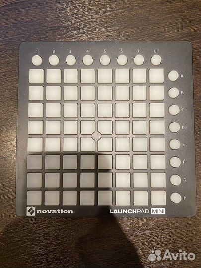 Продам Launchpad Mini Novation