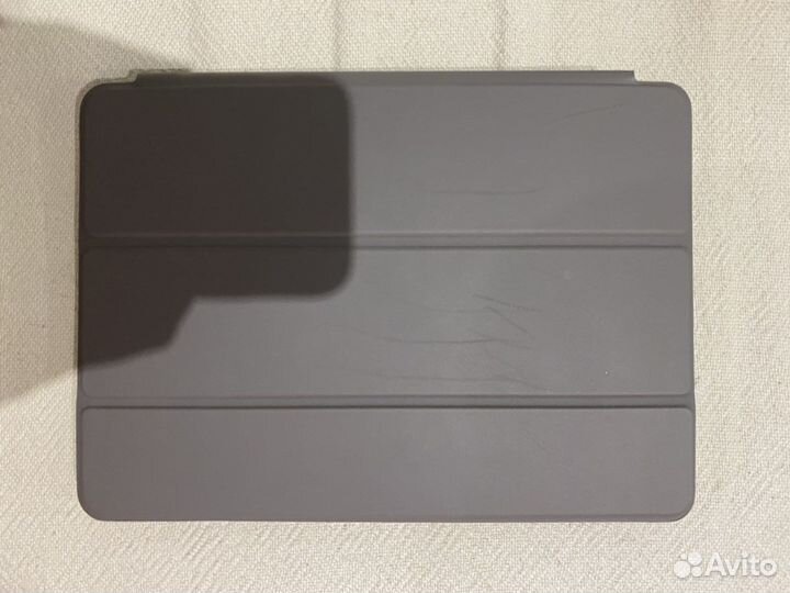 2 чехла для iPad 9,7
