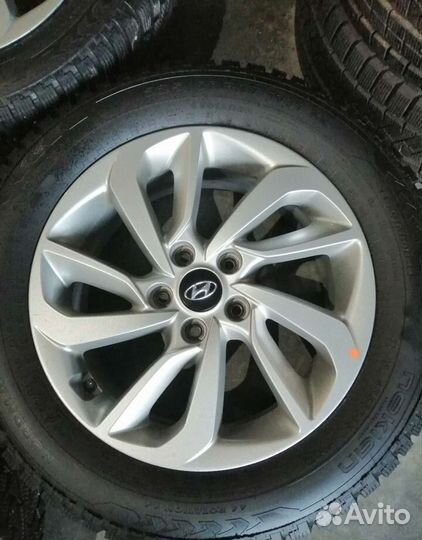 Зимние колёса Hyundai 225/60/17 Nokian