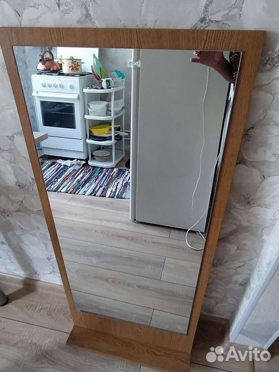 Зеркало на стену