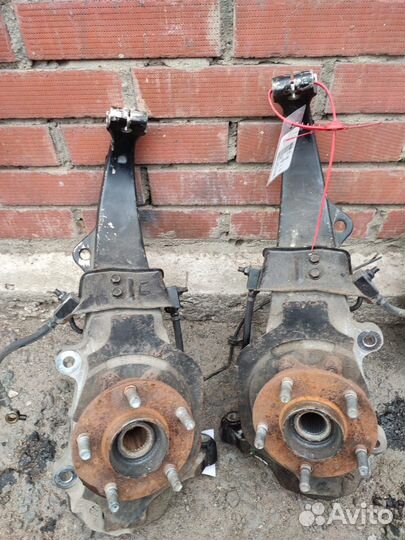 Ступицы передняя кулак поворотный infiniti g35 m45