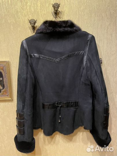 Дубленка натуральная женская короткая