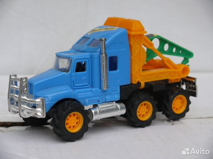 Машины игрушечные