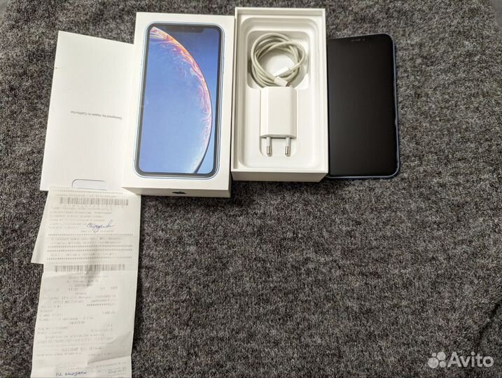 iPhone Xr, 64 ГБ