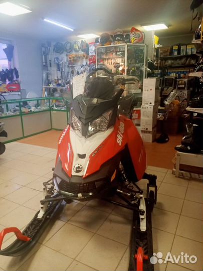 Снегоход BRP Ski-Doo Summit SP 800 E-TEC (новый)