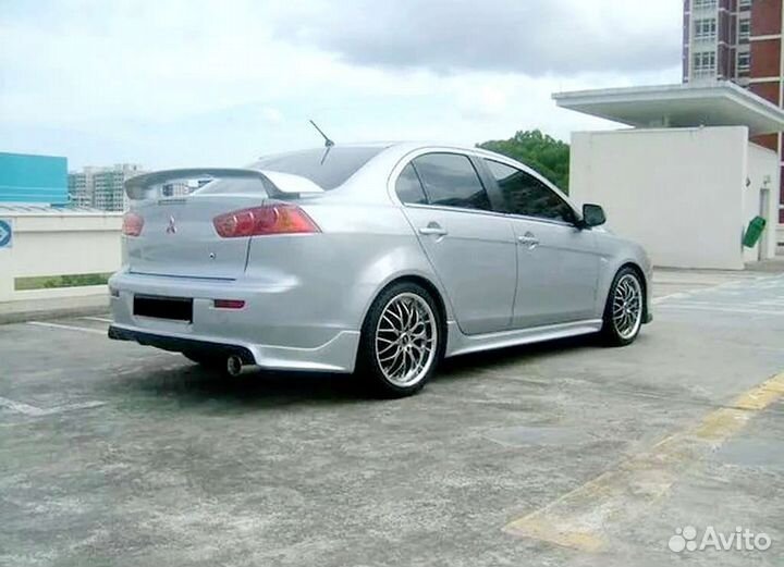 Обвес mitsubishi lancer 10