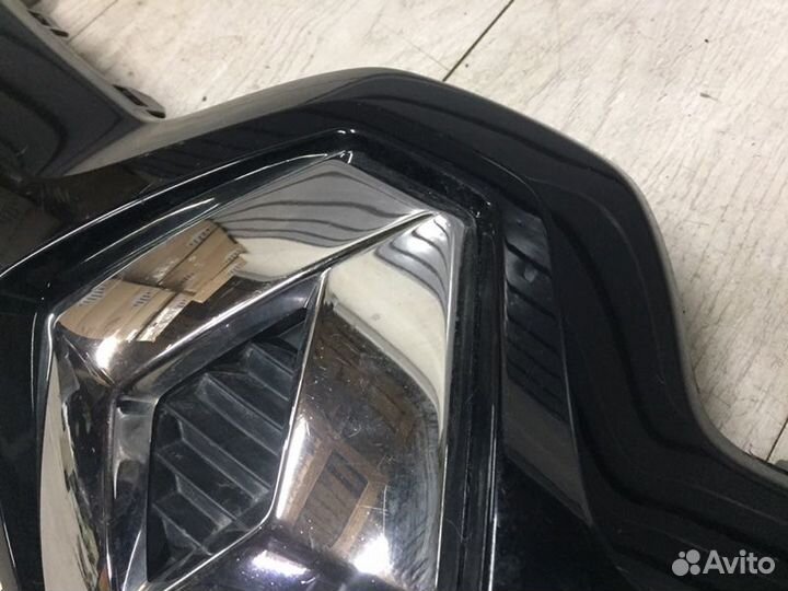 Накладка решетки радиатора Renault Arkana 2018-Нв