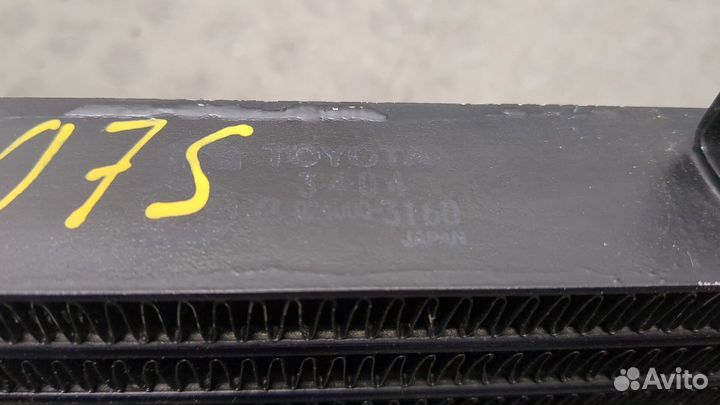 Радиатор масляный Toyota Sequoia, 2001