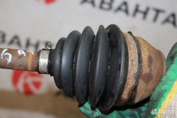 Привод левый Ford Fiesta 5 1.6 L