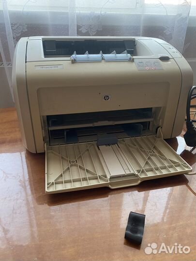 Принтер лазерный hp