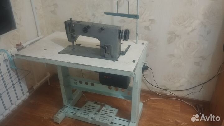 Швейная машина бу