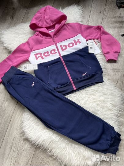 Спортивный костюм reebok 122/128, 134/140, 152