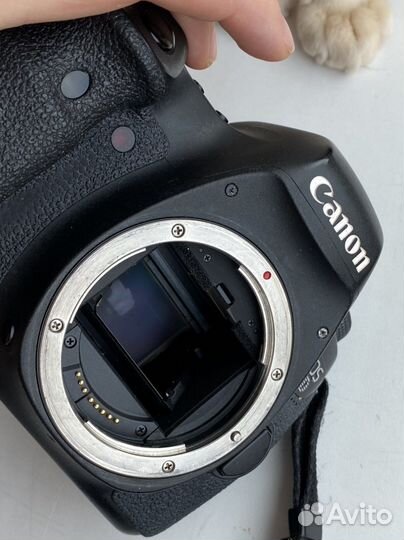 Зеркальный фотоаппарат canon 6d