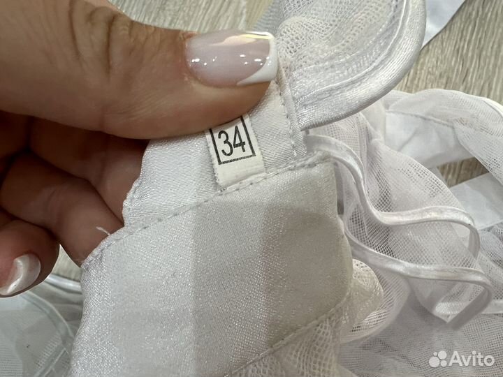 Белый школьный фартук