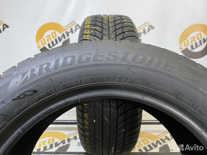 Bridgestone Blizzak LM-001 225/55 R17