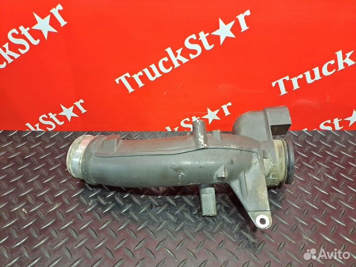 Патрубок системы охлаждения Daf XF106