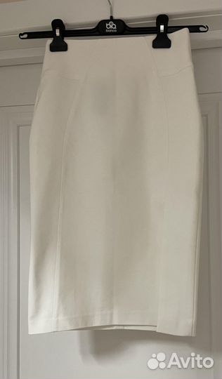 Юбка-карандаш Bebe. Новая, размер 42