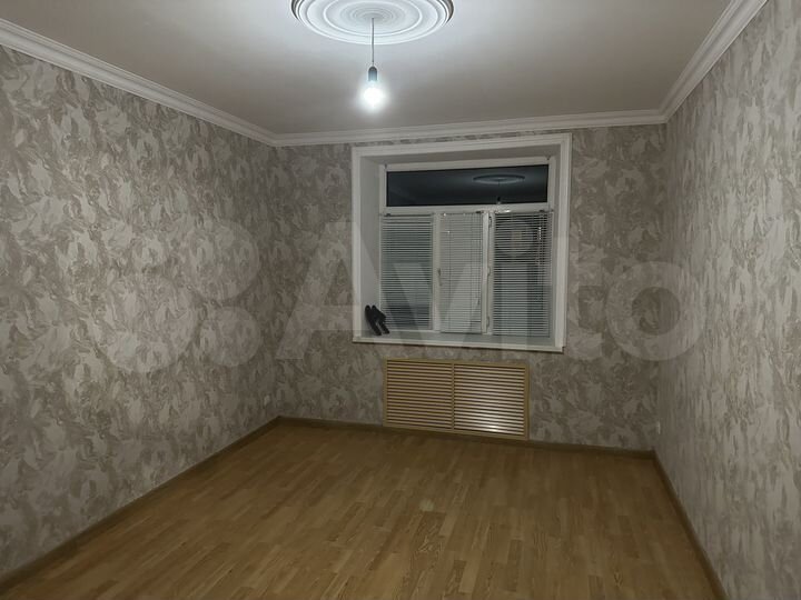 6-к. квартира, 122 м², 2/2 эт.