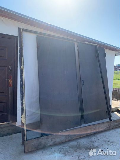 Продам гаражные ворота