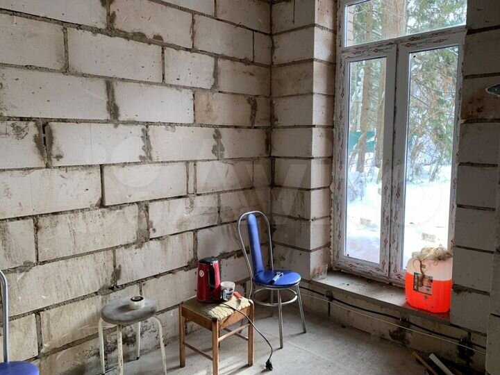 Дом 184 м² на участке 13 сот.