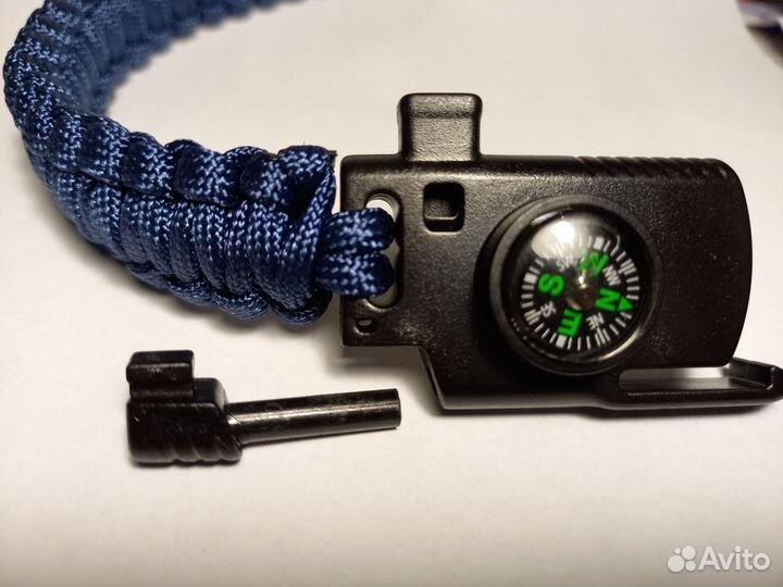 Браслет для выживания из паракорда